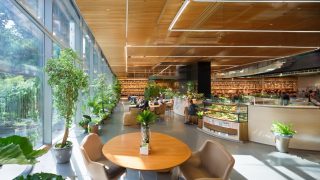 食品スーパーをコアテナントとした複合施設