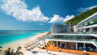 ビーチサイドの複合商業施設