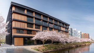 複合マンション（１階カフェ＋２階医療施設）